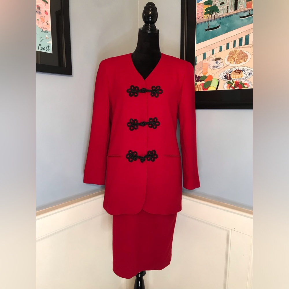 Vintage 90s Red Women's Suit with Black Pankou Frog Fasteners Sz 6